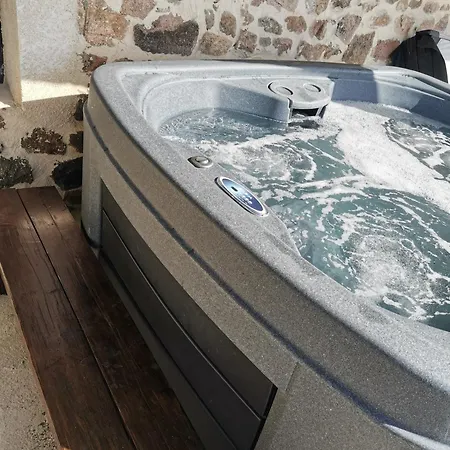 בית נופש La Grange *